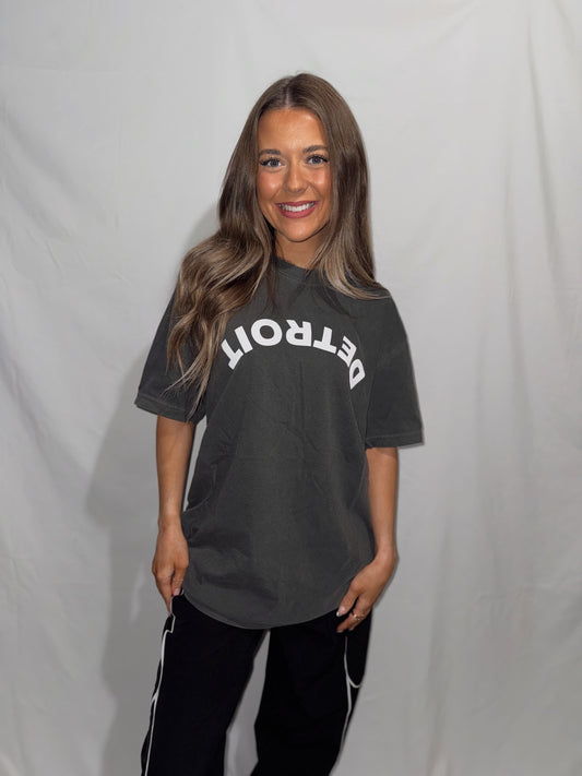 Upside Down Detroit Puff Tee - Pepper (UNISEX)