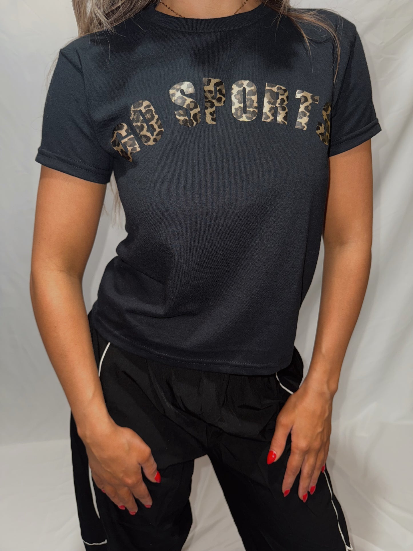 GO SPORTS Leopard Tee - Black