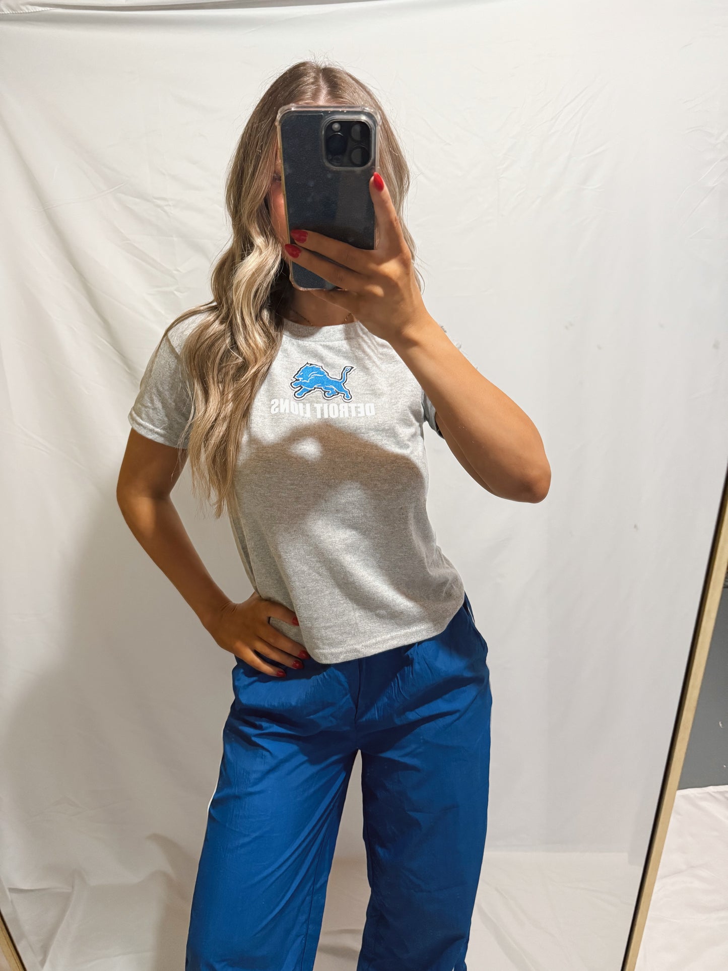 Lions Logo Patch Tee - Light Grey
