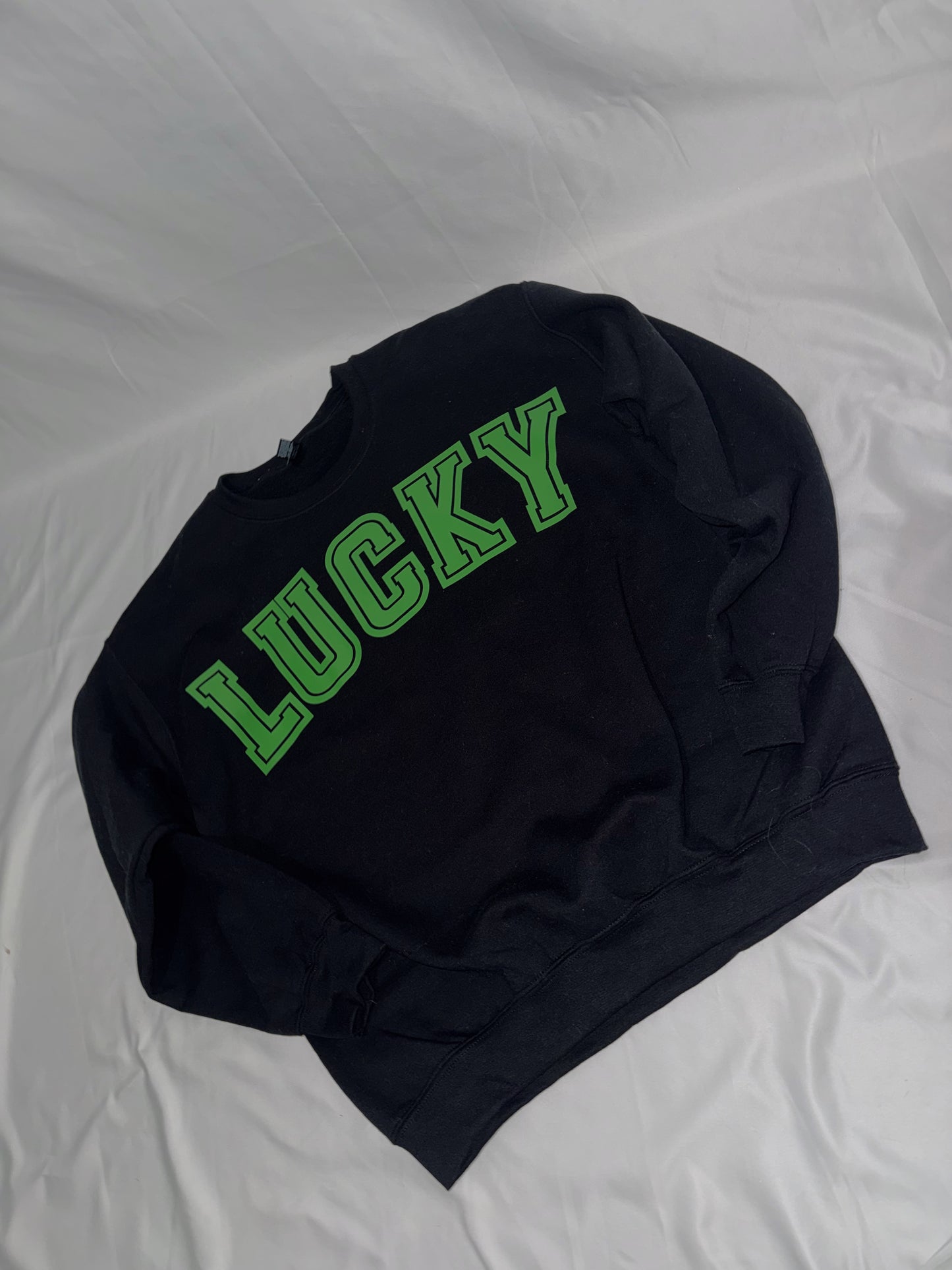 LUCKY Crewneck