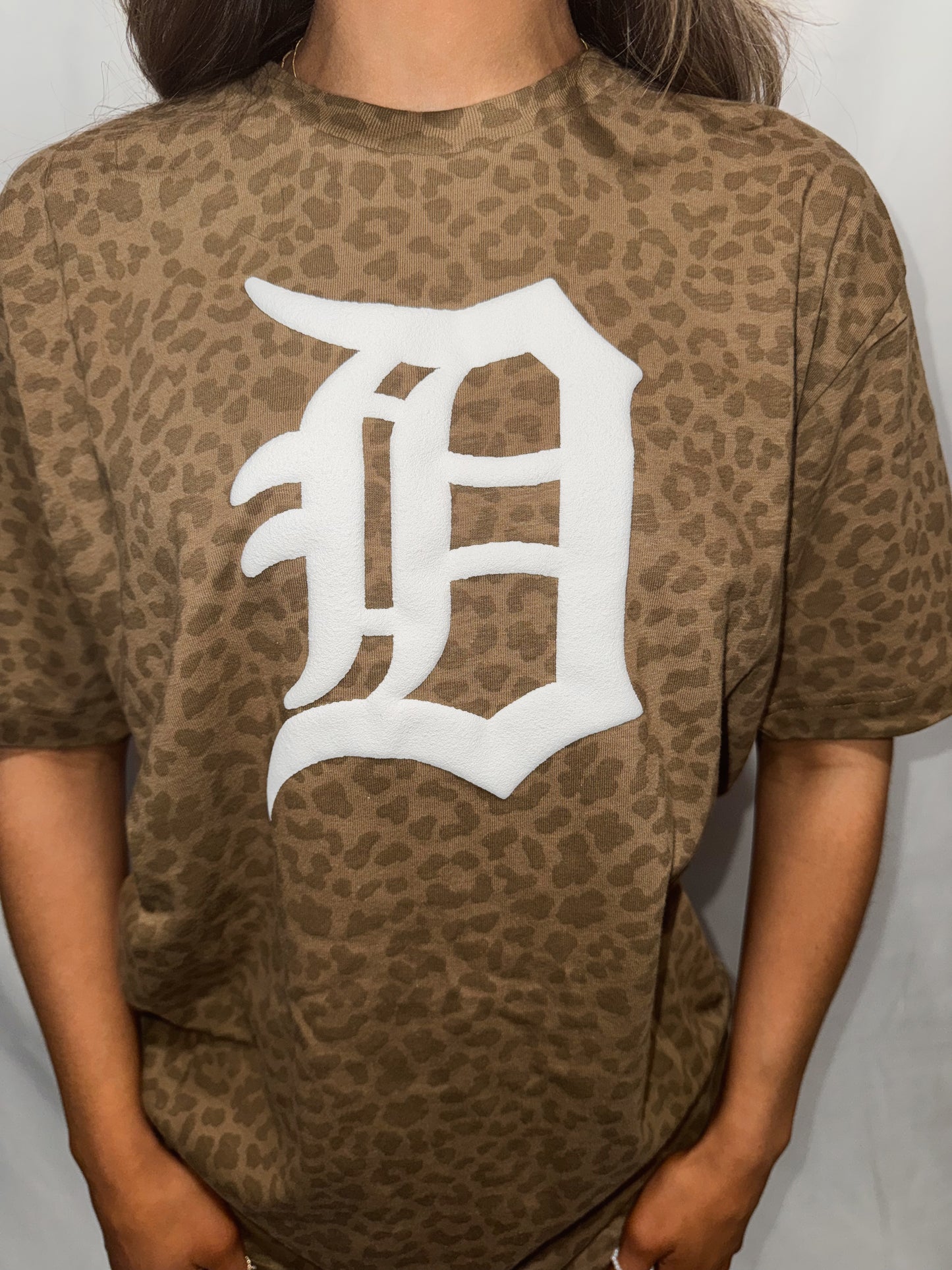 Old English D Puff Leopard Tee