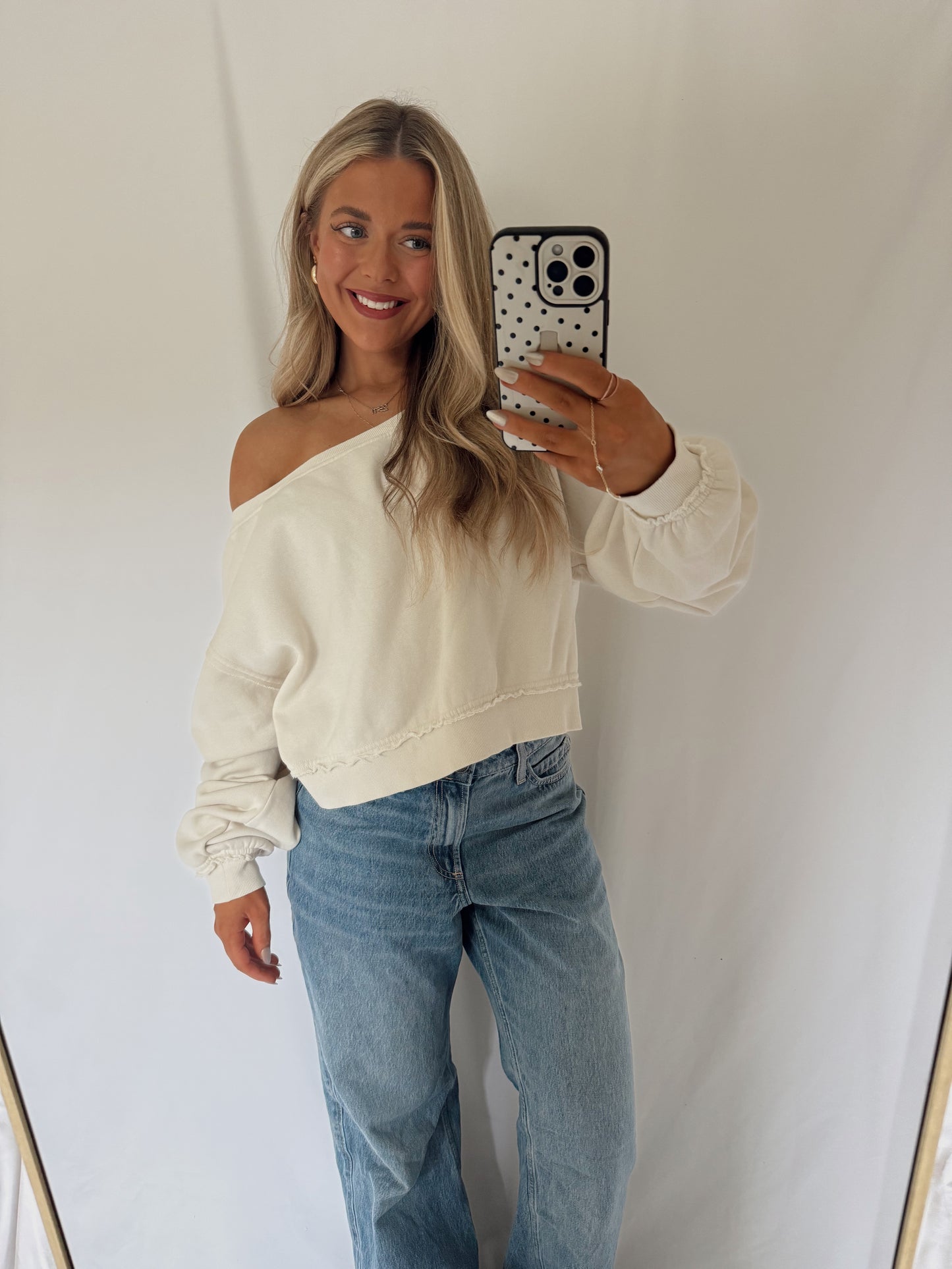 Frankie Off Shoulder Sweatshirt - Ivory
