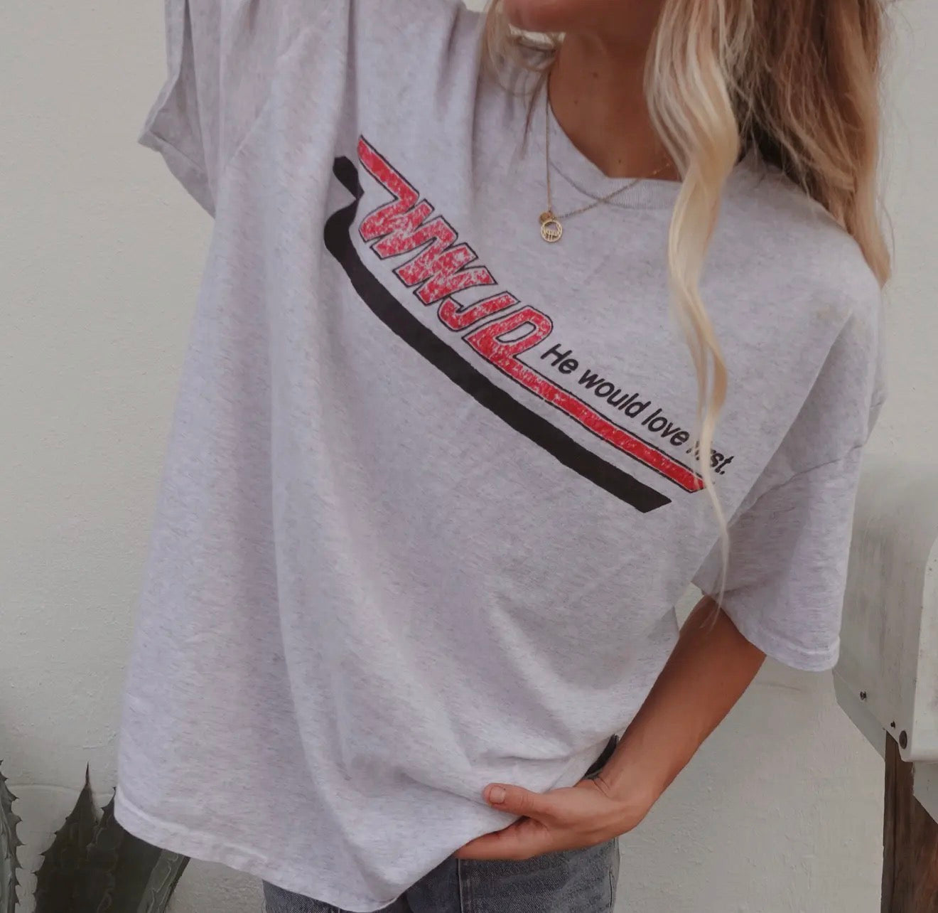 WWJD RETRO TEE - ASH (PREORDER ARRIVES BEFORE CHRISTMAS)