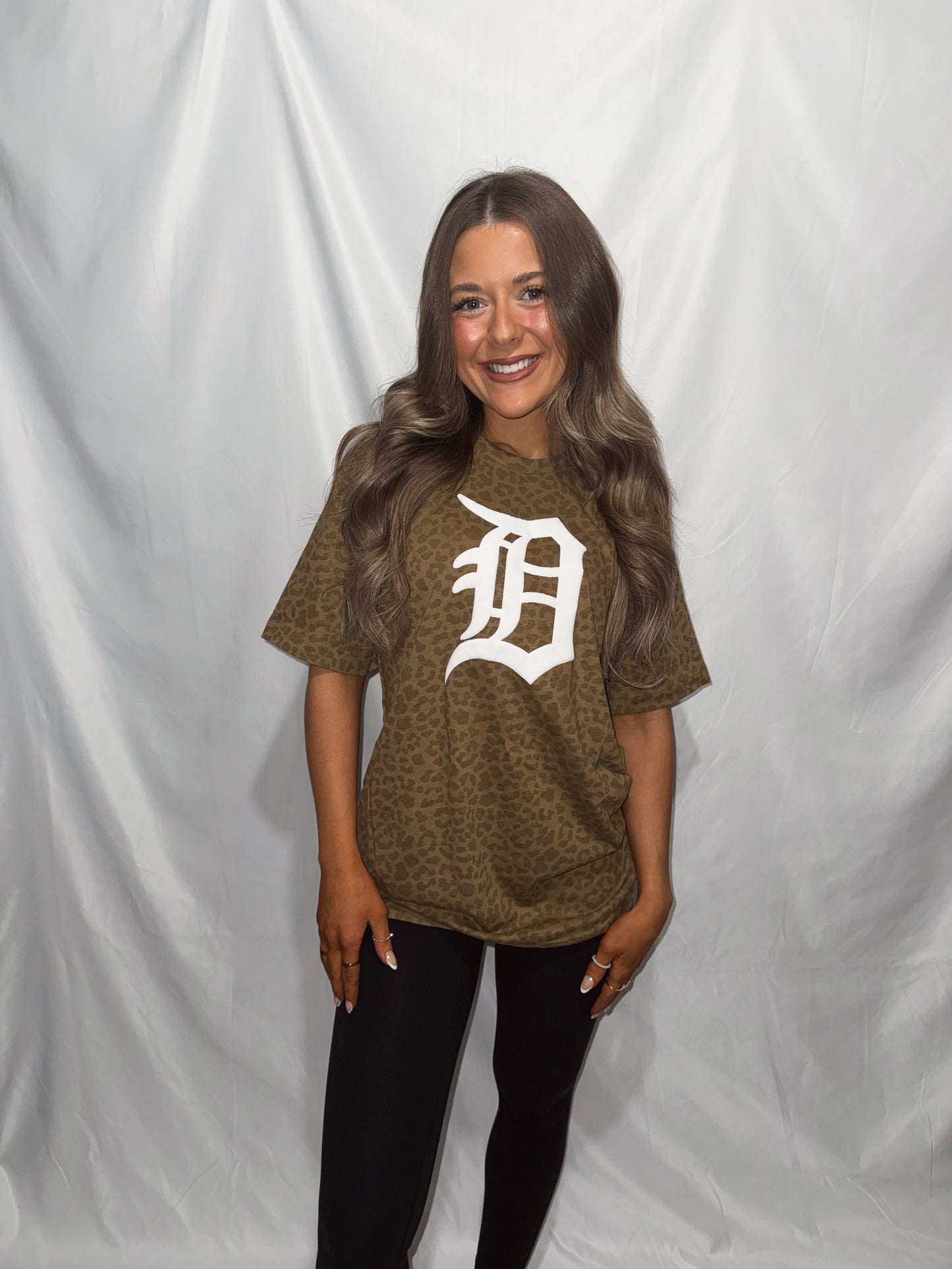 Old English D Puff Leopard Tee
