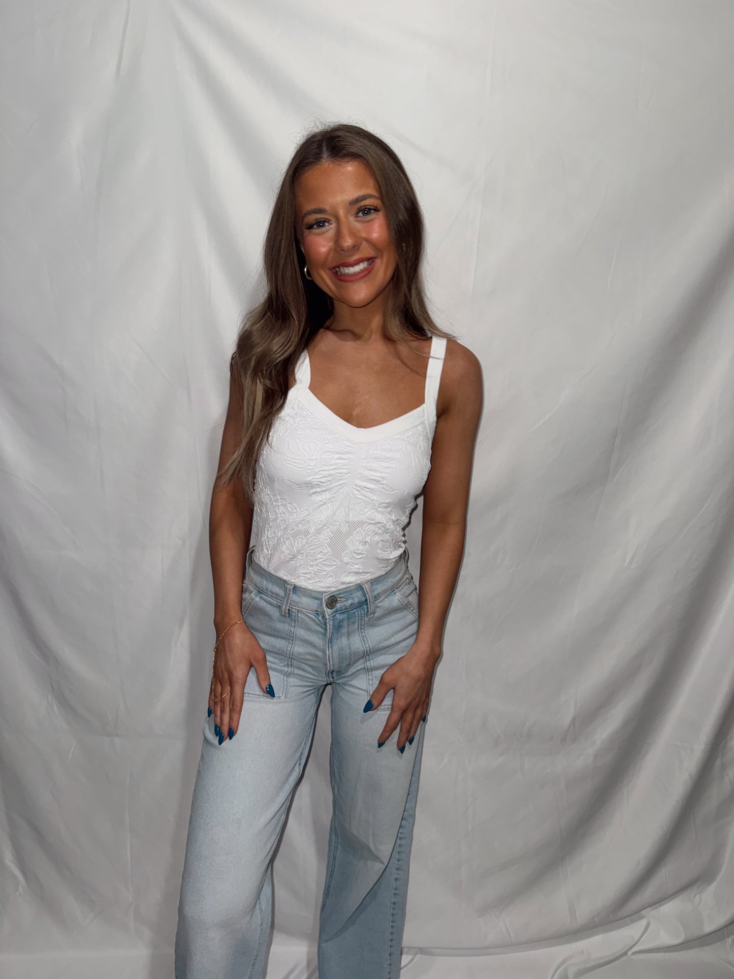 Lace Seamless V-Neck Top - White