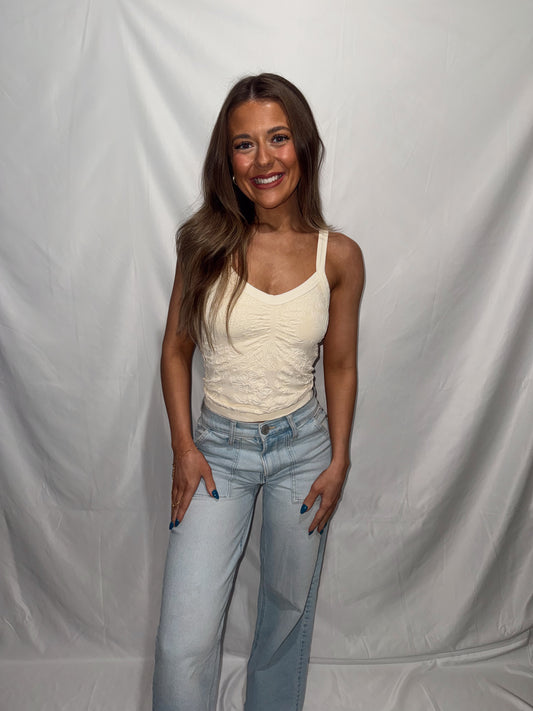 Lace Seamless V-Neck Top - Buttercream