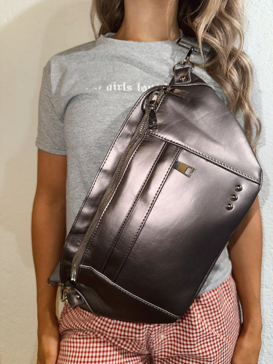 Aspyn Oversized Bum Bag - Metallic Gunmetal