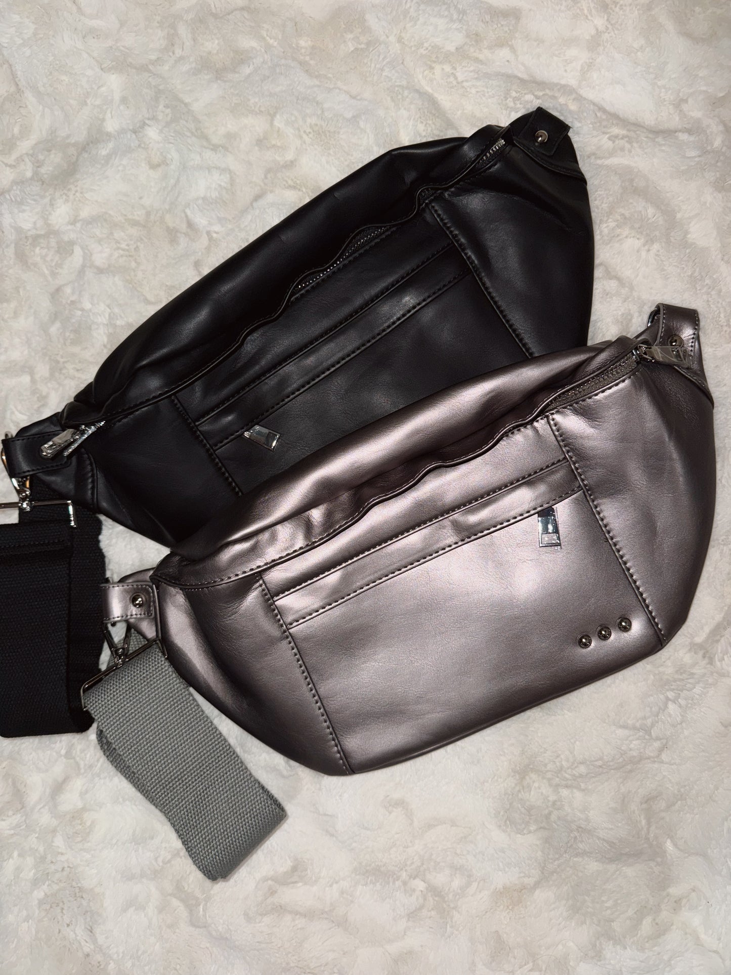 Aspyn Oversized Bum Bag - Metallic Gunmetal