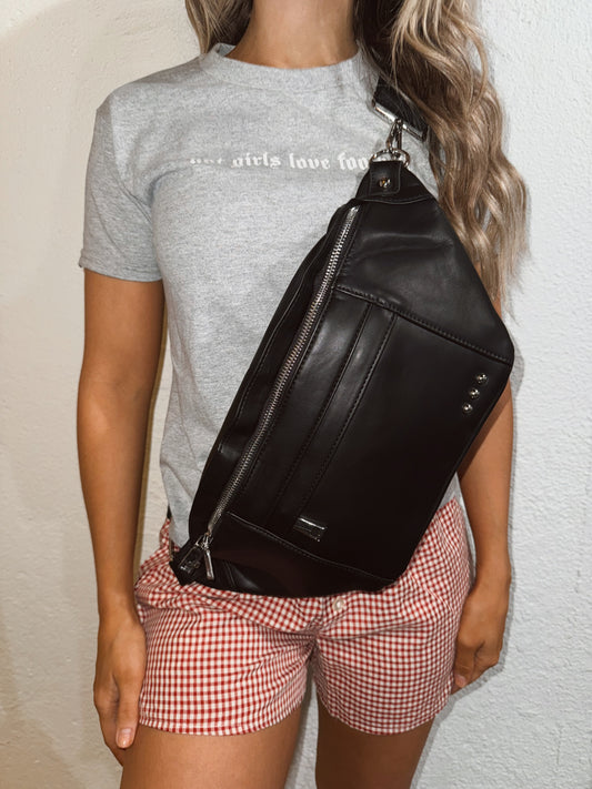 Aspyn Oversized Bum Bag - Black